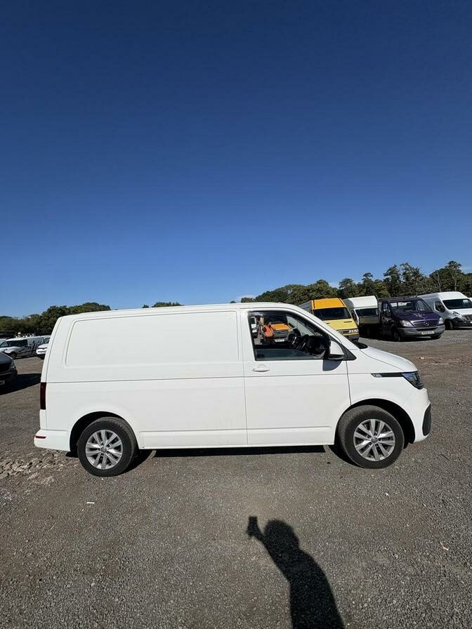2020 Volkswagen Transporter – Model: Transporter T28 Highline TDI – GL70CZM