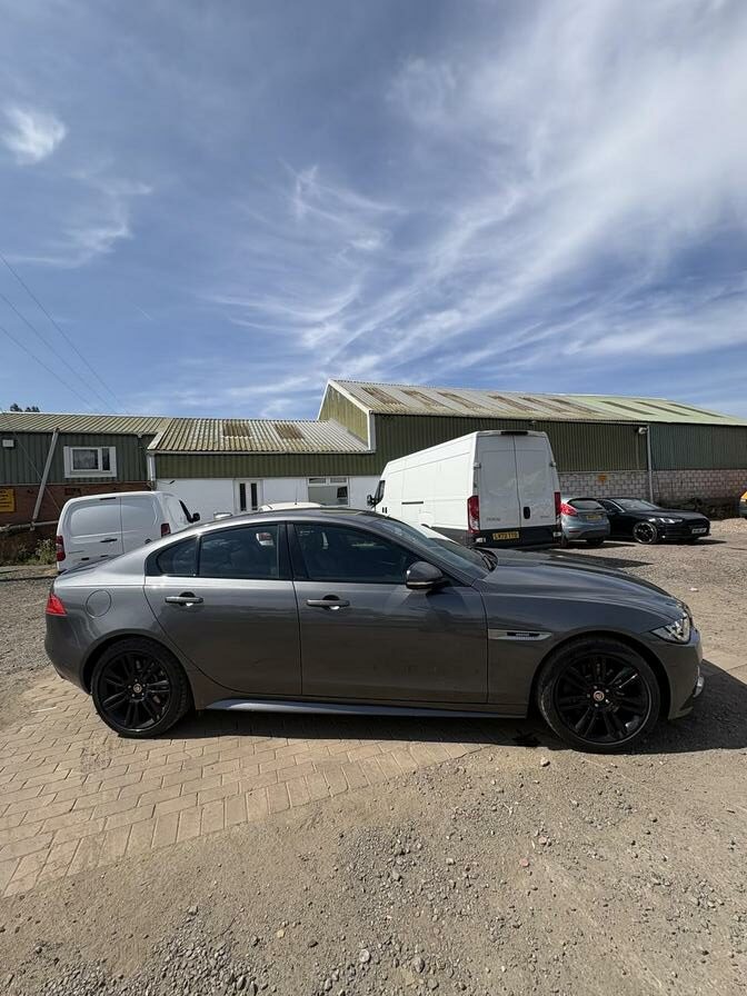 2017 Jaguar XE – Model: XE R-Sport D AWD Auto – YW67EJF
