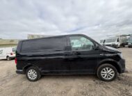 2016 Volkswagen Transporter – Model: Transporter T28 Trendline TDI BlueMotion Technology – RA65MHX