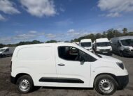 2021 Vauxhall Combo – Model: Combo 2300 Dynamic TD – DH21AUV