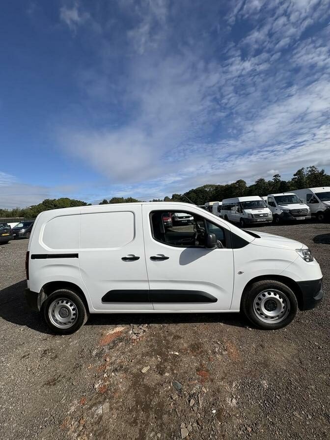 2022 Toyota Proace City – Model: Proace City Active – RXZ4892