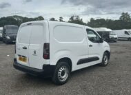 2022 Peugeot Partner – Model: Partner S Premium Blue HDi – KW71AZP