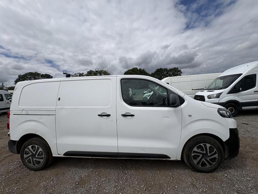 2019 Citroen Dispatch – Model: Dispatch 1400 Enterprise Blue HDi S/S – LF69RSY
