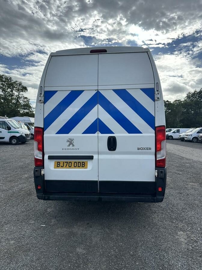 2020 Peugeot Boxer – Model: Boxer 435 Professional L4H3 Blue HDi – BJ70ODB