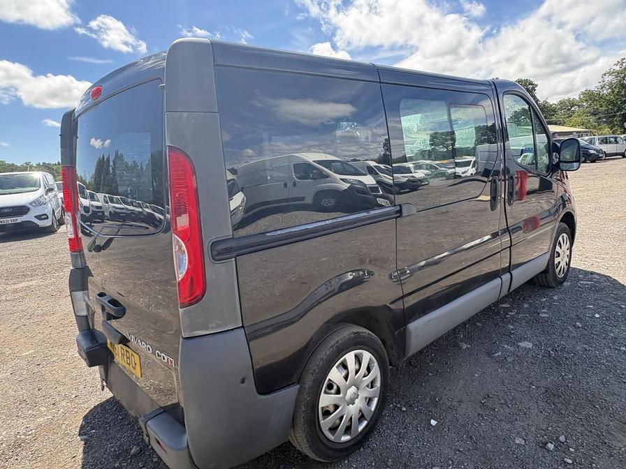 2012 Vauxhall Vivaro Combi – Model: Vivaro 2900 Combi CDTi Semi-Auto 113 – NV61RBO