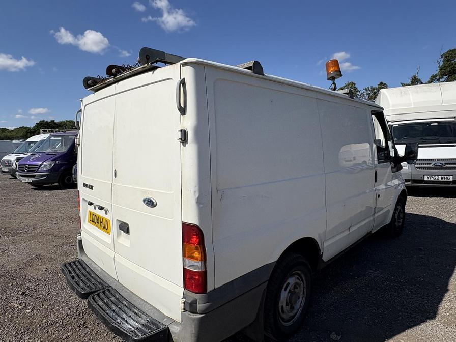 2004 Ford Transit – Model: Transit 300 SWB TD – LD04HJU