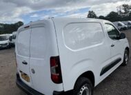 2021 Vauxhall Combo – Model: Combo 2000 Edition – WP71MFZ