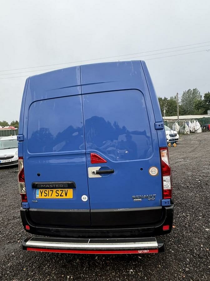 2017 Renault Master – Model: Master LM35 Business Energy dCi – YS17SZV