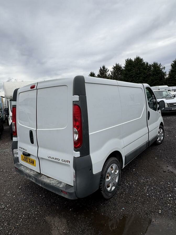 2010 Vauxhall Vivaro – Model: Vivaro 2700 CDTi SWB – LO10XAW