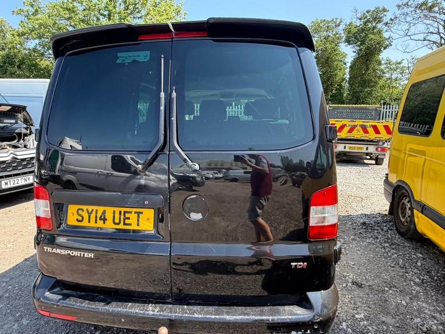 2014 Volkswagen Transporter – Model: Transporter T30 Trendline 180 TDI SWB – SY14UET