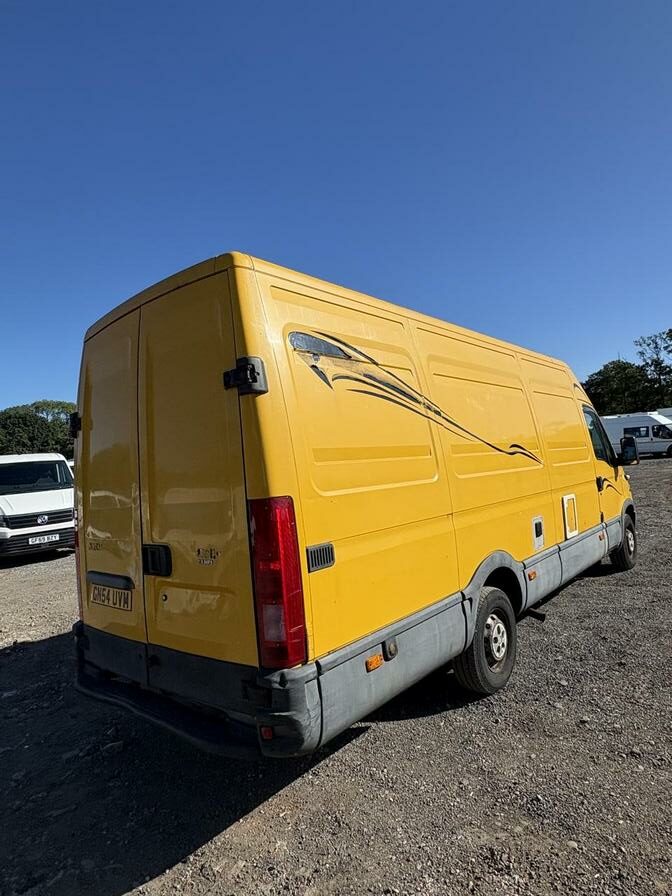 2005 Iveco Daily – Model: Daily 35 S12 LWB – GN54UVM