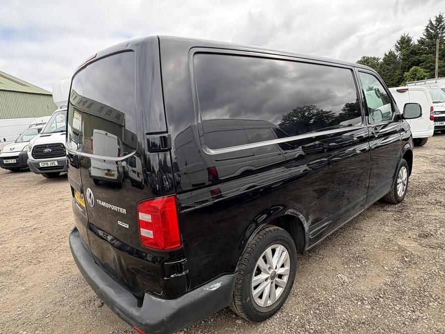 2016 Volkswagen Transporter – Model: Transporter T28 Trendline TDI BlueMotion Technology – RA65MHX