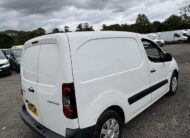 2017 Peugeot Partner – Model: Partner SE L1 Blue HDi – YL17LSY
