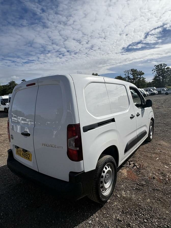 2022 Toyota Proace City – Model: Proace City Active – RXZ4892