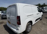 2020 Vauxhall Combo – Model: Combo 2300 Sportive TD S/S – DY70PZH