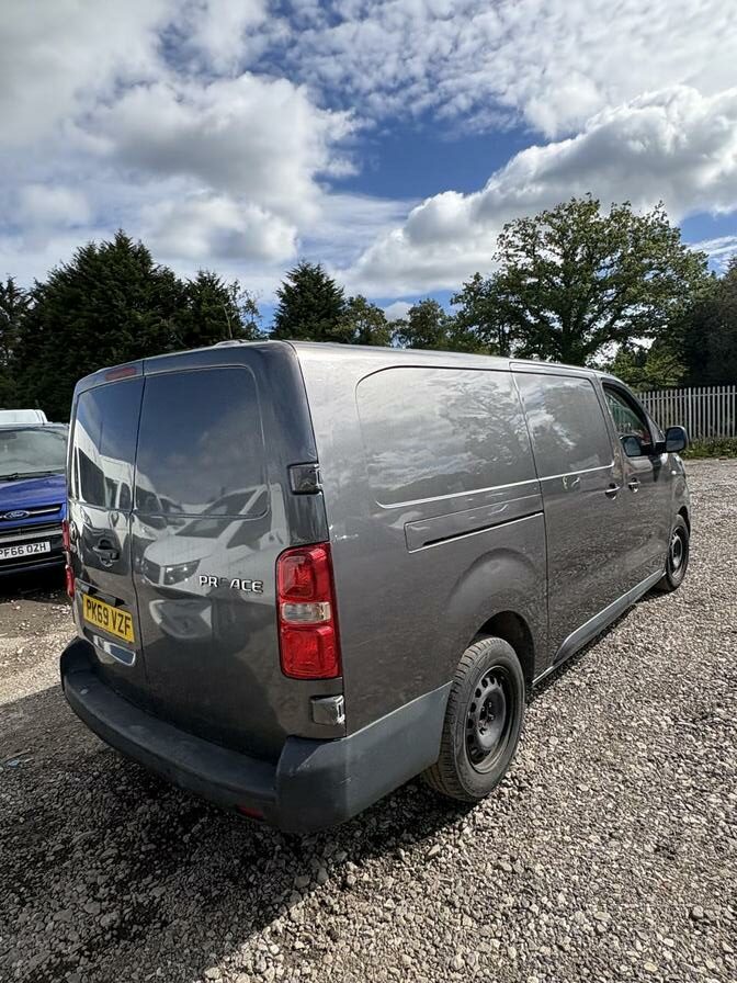 2019 Toyota Proace – Model: Proace Icon – PK69VZF