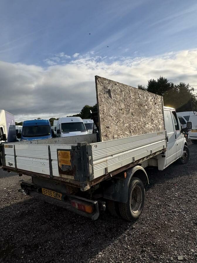 2006 Ford Transit – Model: Transit 350 LWB – EF06EVM