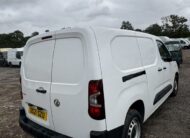 2021 Vauxhall Combo – Model: Combo 2300 Dynamic TD – DS21SZU