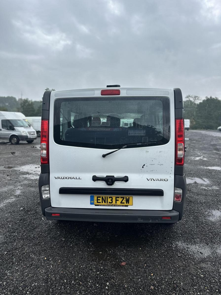 2013 Vauxhall Vivaro Combi – Model: Vivaro ecoFLEX Combi CDTi SWB – EN13FZW