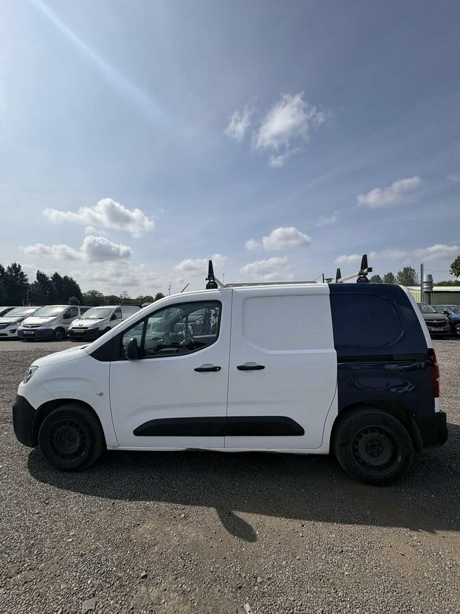 2020 Citroen Berlingo – Model: Berlingo 650 Enterprise Blue HDi S/S – SM70CJF