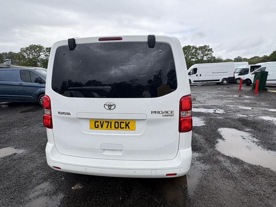 2022 Toyota Proace Verso – Model: Proace Verso Family L1 D-4D Auto – GV71OCK