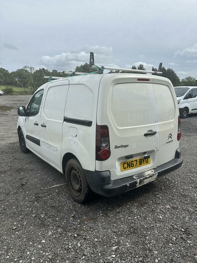 2017 Citroen Berlingo – Model: Berlingo 625 Enterprise Blue HDi – CN67BYU