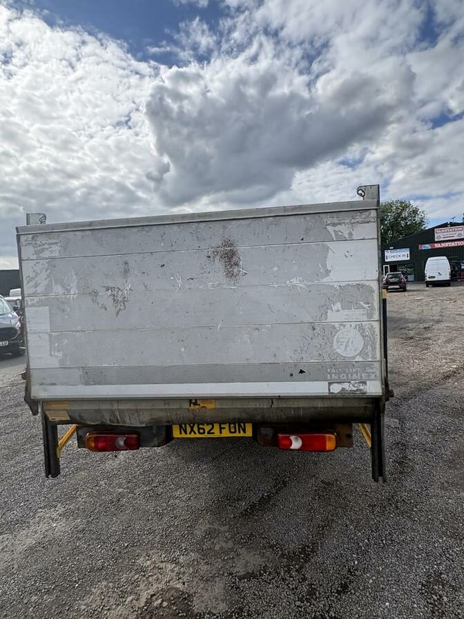 2012 Renault Master – Model: Master MLL35 dCi DRW – NX62FON