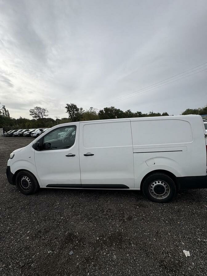 2018 Peugeot Expert – Model: Expert Professional Long Blue HDi – KY68KCA