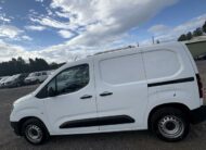 2021 Vauxhall Combo – Model: Combo 2000 Edition – WP71MFZ