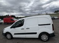 2017 Peugeot Partner – Model: Partner SE L1 Blue HDi – YL17LSY