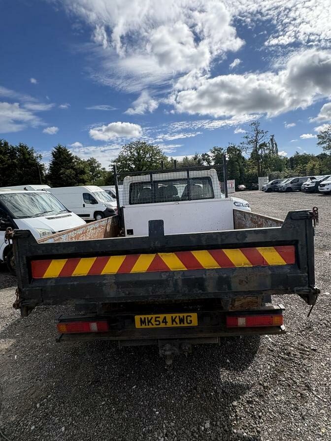 2004 Ford Transit – Model: Transit 350 LWB – MK54KWG