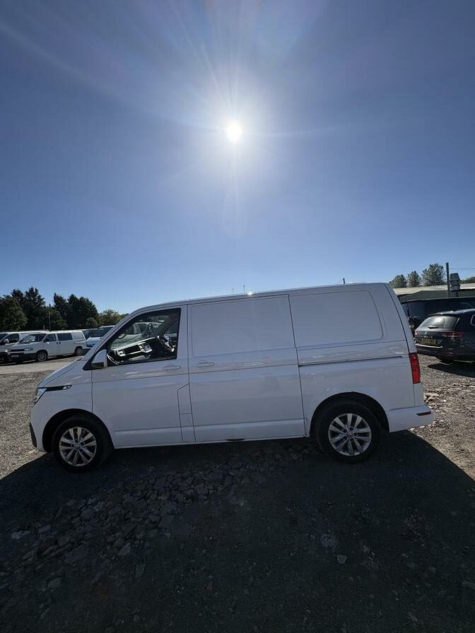 2020 Volkswagen Transporter – Model: Transporter T28 Highline TDI – GL70CZM