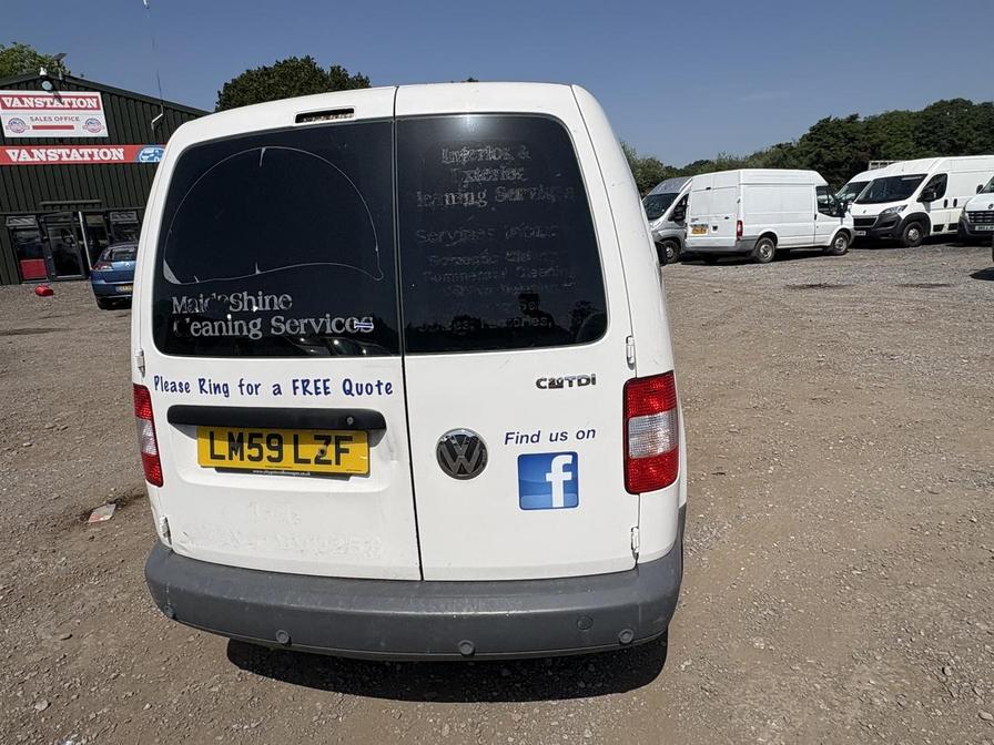2009 Volkswagen Caddy MaxI – Model: Caddy Maxi C20 TDI 104 – LM59LZF