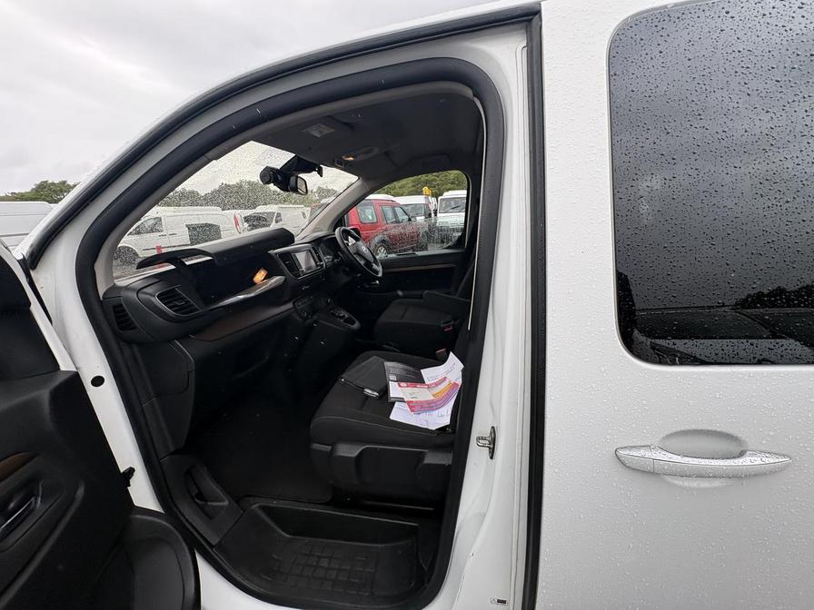 2022 Toyota Proace Verso – Model: Proace Verso Family L1 D-4D Auto – GV71OCK
