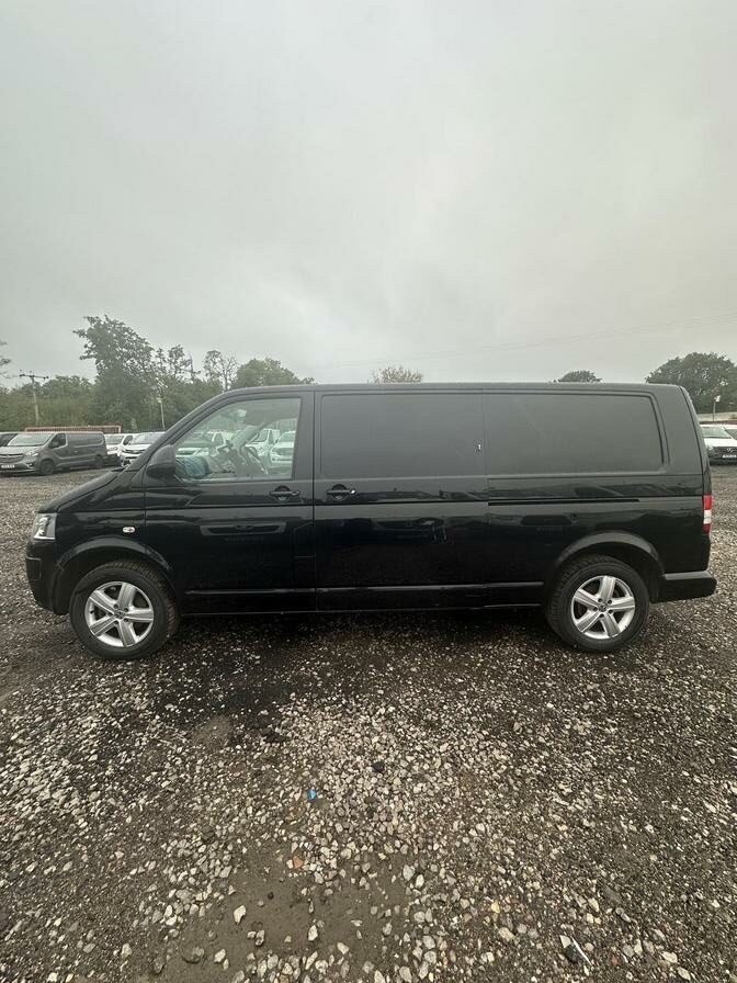 2013 Volkswagen Transporter – Model: Transporter T28 Highline 180 TDI LWB Auto – FN63VCA