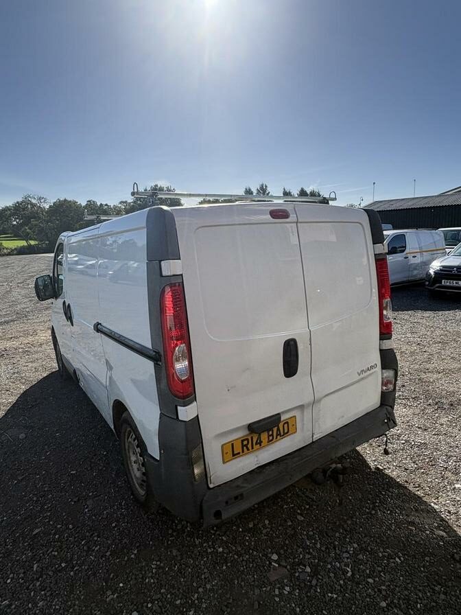 2014 Vauxhall Vivaro – Model: Vivaro 2700 CDTi 89 SWB – LR14BAO