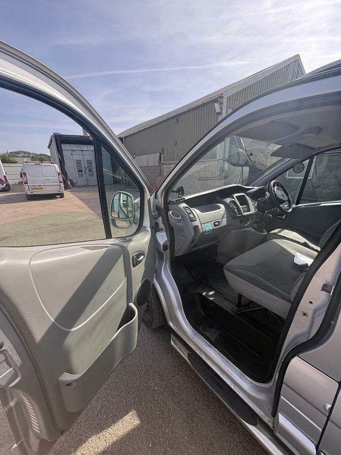 2013 Vauxhall Vivaro – Model: Vivaro 2700 Sportive CDTi SWB – DA13TUY