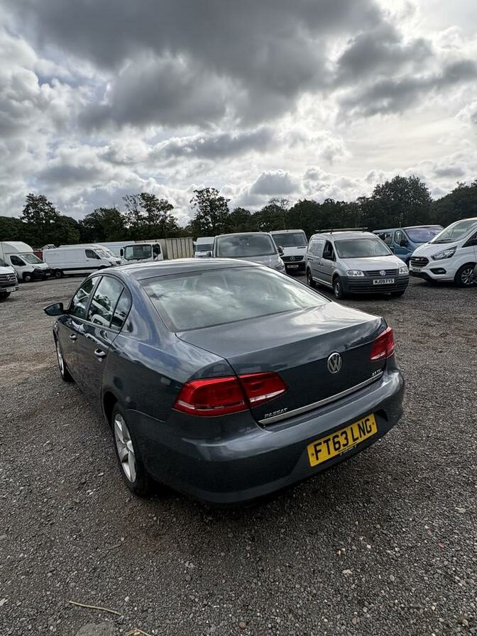 2014 Volkswagen Passat – Model: Passat S BlueMotion Technology TDI Semi-Auto – FT63LNG