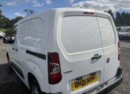 2021 Vauxhall Combo – Model: Combo 2300 Dynamic TD – DH21AUV