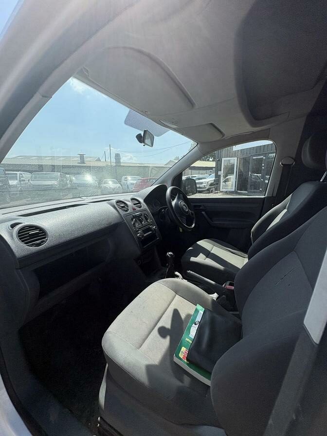 2014 Volkswagen Caddy – Model: Caddy C20 Startline TDI – VK14ZKN