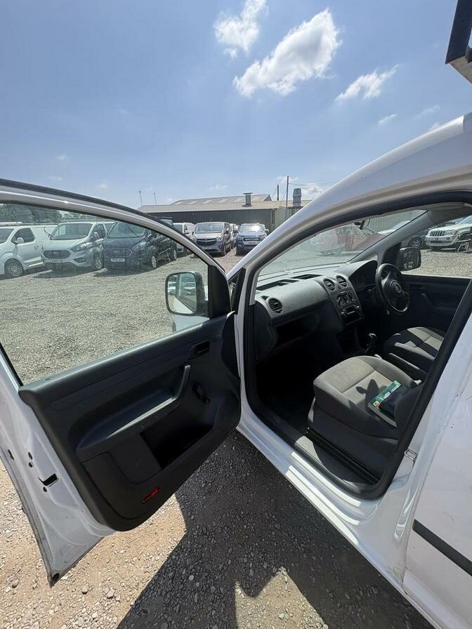 2014 Volkswagen Caddy – Model: Caddy C20 Startline TDI – VK14ZKN