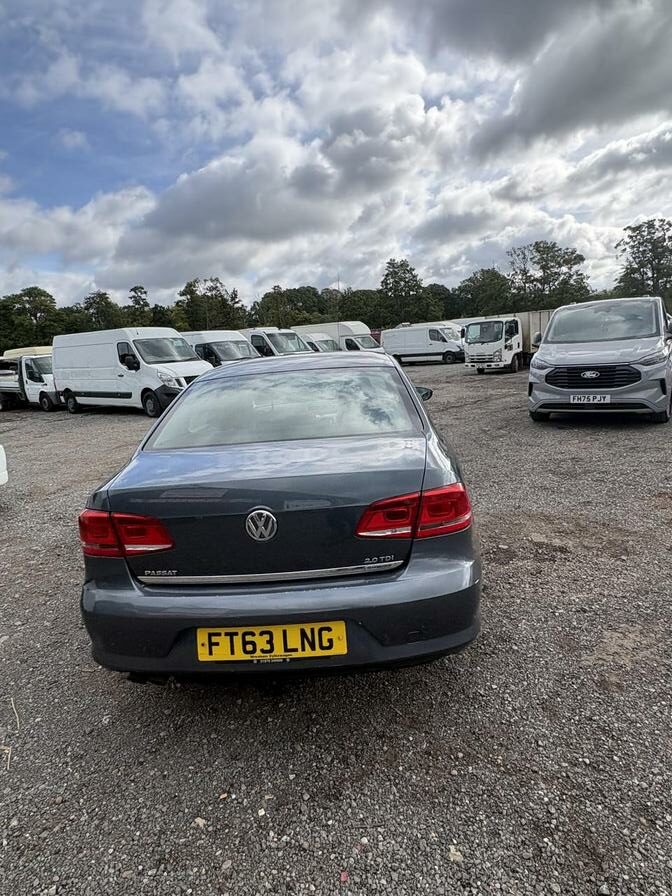 2014 Volkswagen Passat – Model: Passat S BlueMotion Technology TDI Semi-Auto – FT63LNG