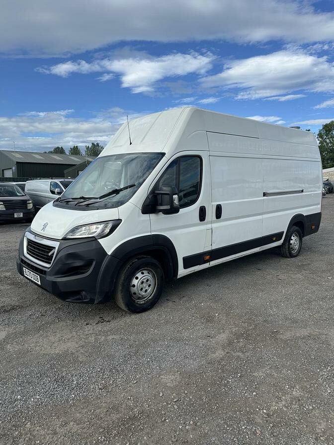 2020 Peugeot Boxer – Model: Boxer 435 Professional L4H3 Blue HDi – BJ70ODB