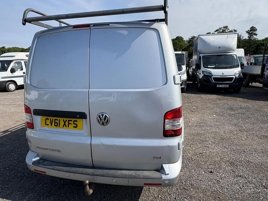 2011 Volkswagen Transporter – Model: Transporter T32 140 TDI LWB – CV61XFS