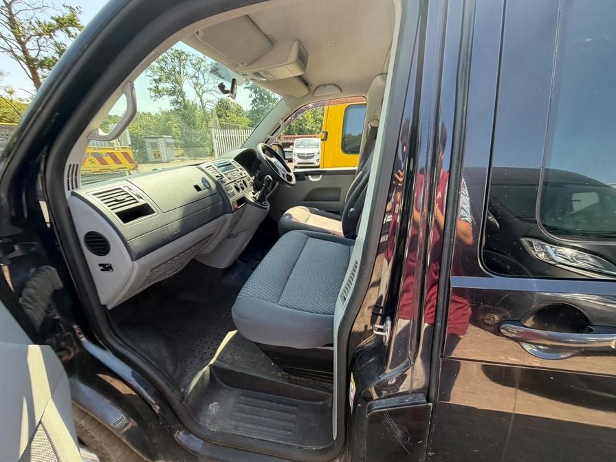 2014 Volkswagen Transporter – Model: Transporter T30 Trendline 180 TDI SWB – SY14UET