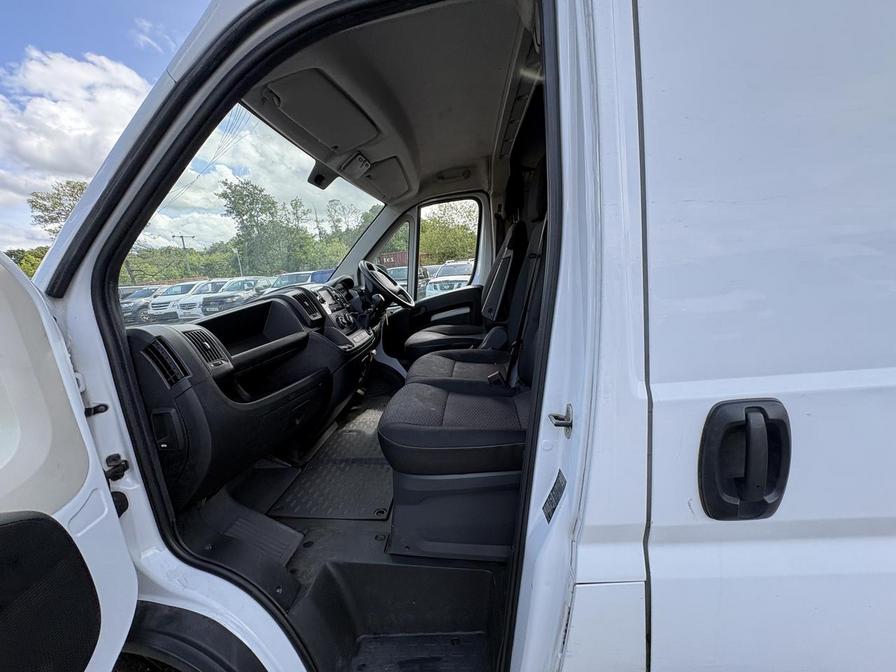 2022 Citroen Relay – Model: Relay 35 Heavy L4H3 Enterprise Blue HDi S/S – KV22HTE