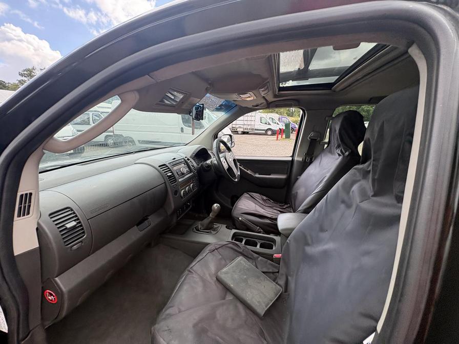 2009 Nissan Navara – Model: Navara Tekna Double Cab dCi – SH59AWV