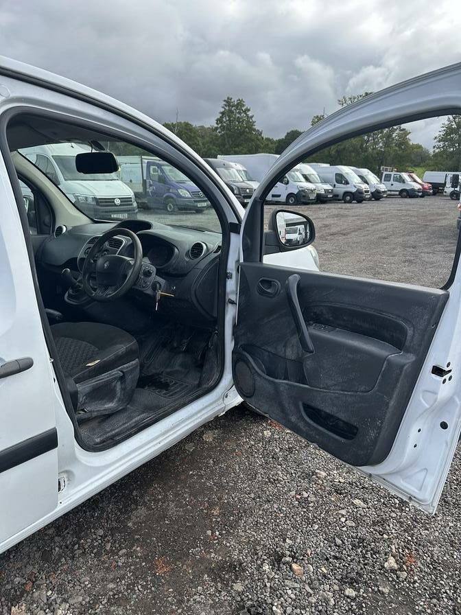 2016 Renault Kangoo Maxi – Model: Kangoo Maxi LL21 Business dCi – SJ16HLF
