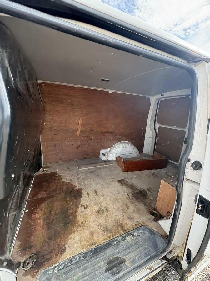 2014 Volkswagen Transporter – Model: Transporter T28 Startline TDI – YF64XKE