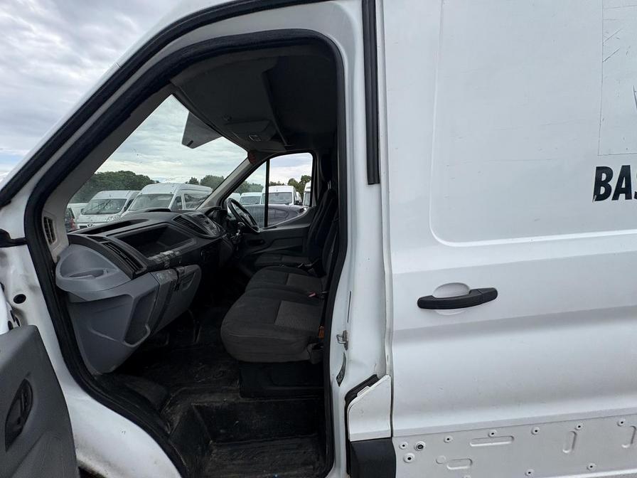 2018 Ford Transit – Model: Transit 350 – CV68BDY